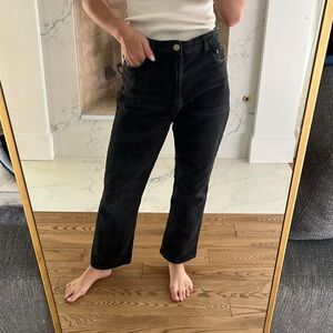 Zara Black Straight Jeans with Classic Fit